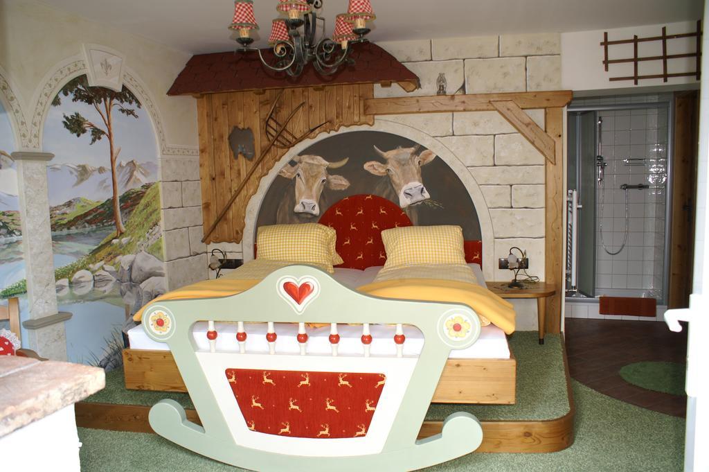 Haus Sanz 3* Wenen