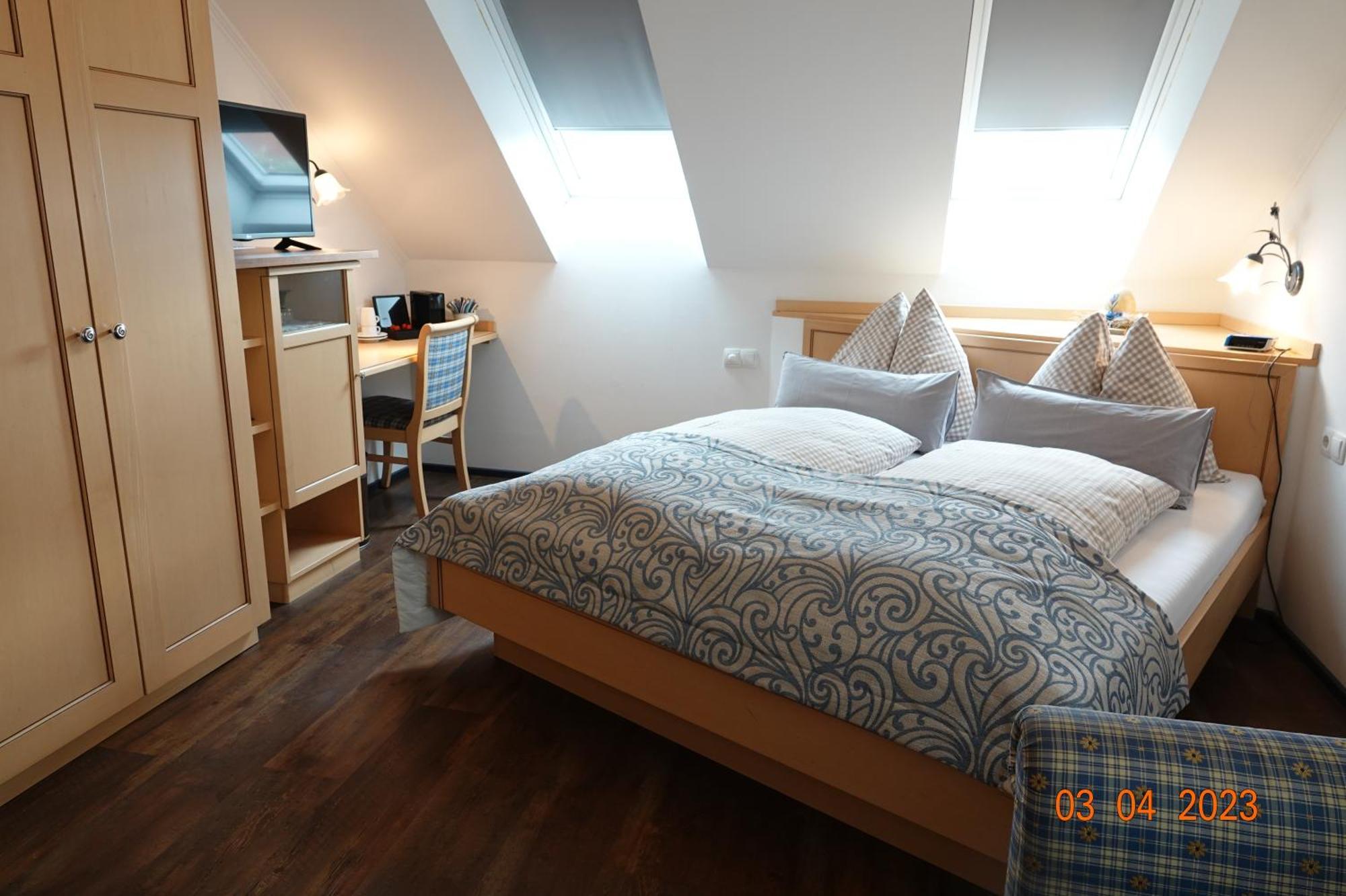 Haus Sanz 3* Wenen